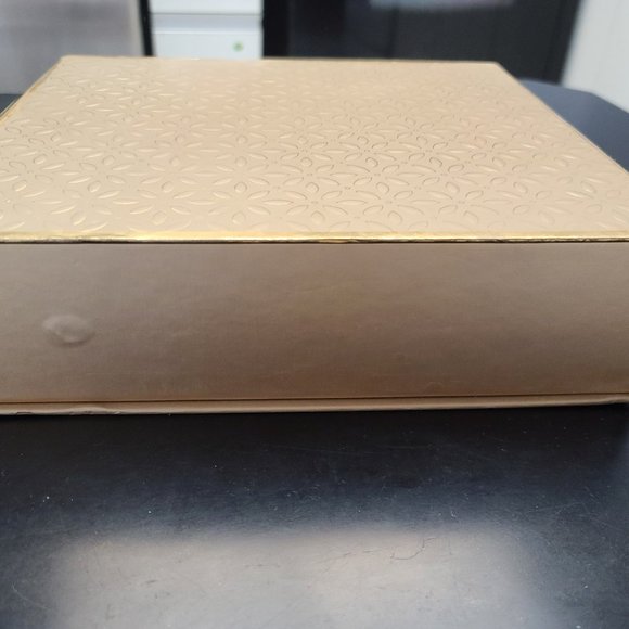 BOxes - Picture 2 of 13